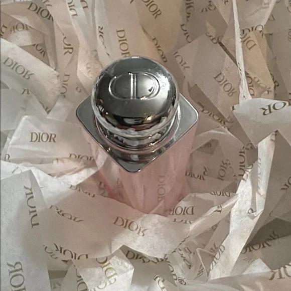 DIOR Lip Glow Color Reviver Balm No.058 - Picture 3 of 5
